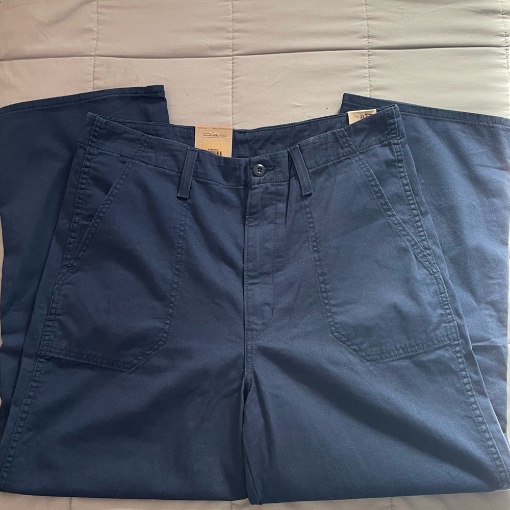 NWT Levi’s Women’s Surplus Straight Jeans - Picture 4 of 15